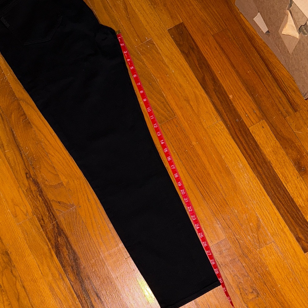 PAIGE Black Denim Hoxton Skinny